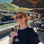 Caroline Leach - @leachiecar - Instagram