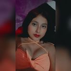 Caroline Leon - Facebook