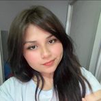 Caroline Leon - Facebook