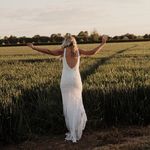 Caroline Logan - @carriestrells - Instagram
