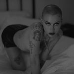 𝕮𝖆𝖗𝖔𝖑𝖎𝖓𝖊 𝕸𝖎𝖓𝖊𝖗 - @caroll.sv - Instagram
