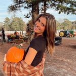 Caroline - @carolinetheodom - Instagram