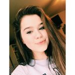 caroline odom - @caroliness_closet - Instagram