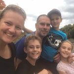 Caroline Perron - @caroline.perron.940 - Instagram