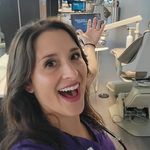Caroline Reza-Potts - @glamgienist - Instagram