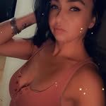 Caroline Pounds - @wengirl4eva - Instagram