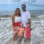 Caroline Wayne - Facebook