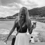 Caroline Large - @caroline_large - Instagram
