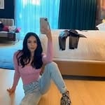 @carolyn_noah86 - Instagram