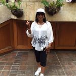 Carolyn Redd Jones - @carolyn.r.jones.9 - Instagram