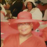 Carolyn Ross - @carolyn.ross.7505 - Instagram