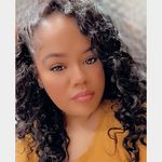 Carolyn Torres - @zee_ily_ - Instagram