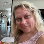 Carrie Beardmore - @carriebeardmore - Instagram