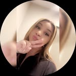 Carrie - @carriebookbliss - Instagram