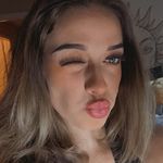 carrie🐝🪐💫 - @carrie__brooks - Instagram