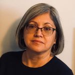 Carrie A. Castro - @carrymybooks - Instagram