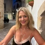 Carrie Edwards - @carriedashie - Instagram