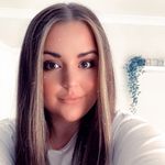 Carrie Finney - @carriieliiz - Instagram