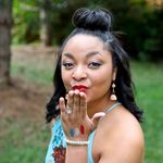 Carrie Hamm - @hustlensmooch - Instagram