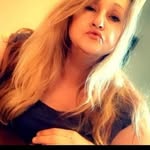 Carrie Hood - @carriehood11 - Instagram