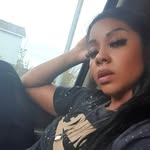 Carrie Hood - @_morenitaxoxo - Instagram