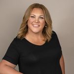 Carrie Hoppe - @carriehoppe_realtor - Instagram