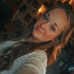 Carrie Lloyd - @carelynn_93 - Instagram