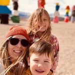 Carrie Lyons - @carrieshollette - Instagram