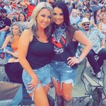 Carrie Manning - @carriemichellem - Instagram