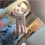 Carrie Is Bae - @carriemansonisbae - Instagram