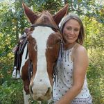 Carrie March - @dirtroadcountry4 - Instagram