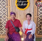 Nyoman Kari - Facebook