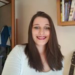 Carrie Passmore - @anchored_cosmetics - Instagram