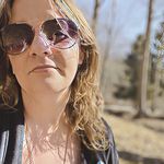 Carrie Perry - @ninethousandpeaches - Instagram