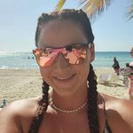 Carrie Perry - @irhyme16 - Instagram