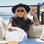 Carrie Powers - @carrie__powers - Instagram