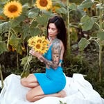 Carrie Reyes - @carriereyes726 - Instagram