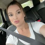 Carrie Rowe - @carrieapril81 - Instagram