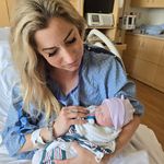 Carrie Philion - @carrie.simon.14 - Instagram