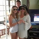 Carrie Snyder - @allencarrie72 - Instagram