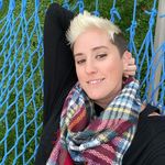 Carrie Springer - @carebear88088 - Instagram