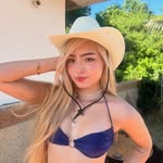 Carrie Steele - @carri_esteele - Instagram