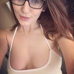 Carrie Swanson - @janealane2302021 - Instagram
