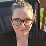 Carrie Warner - @klutzycarrot - Instagram
