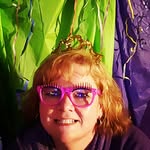 Carrie Mitchell Wiggins - @ladybuglaughter - Instagram
