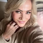 Carrie Woolridge - @femmemussels - Instagram