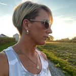 Carrie Wright - @carrie.wright377 - Instagram