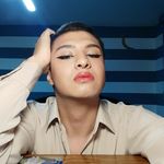 Yael vl - @carrington_brownie - Instagram