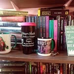 Cary Comas - @readingsuitsme - Instagram