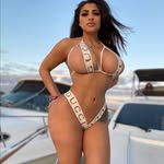 Caryn Mcdaniel - @azlan.akshar - Instagram